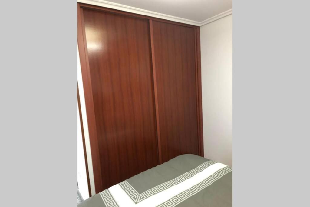 Estudio Tipo Loft En El Centro De Mugardos Kültér fotó