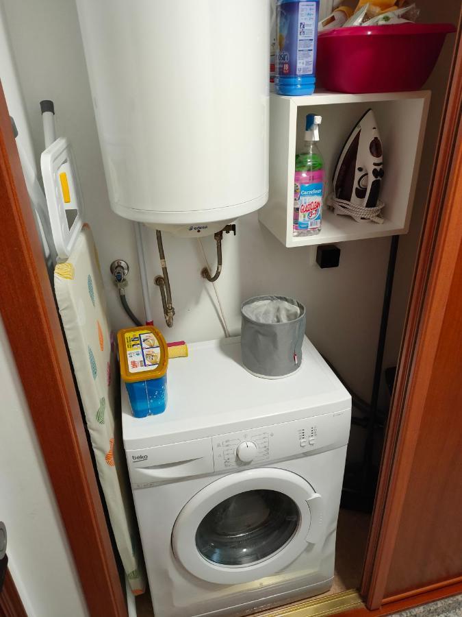 Estudio Tipo Loft En El Centro De Mugardos Kültér fotó