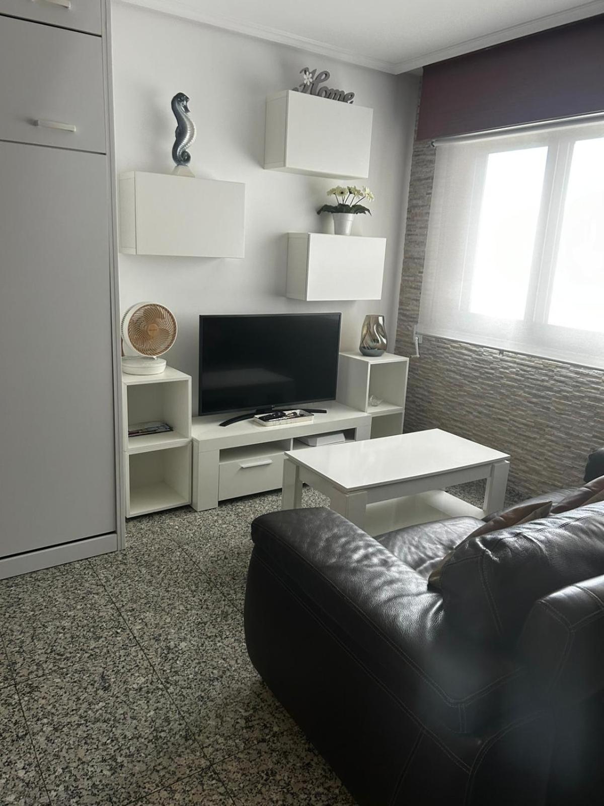 Estudio Tipo Loft En El Centro De Mugardos Kültér fotó